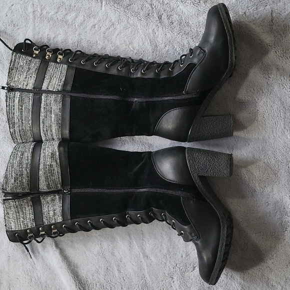 Cute Lace up Boots!(C) - Picture 2 of 6